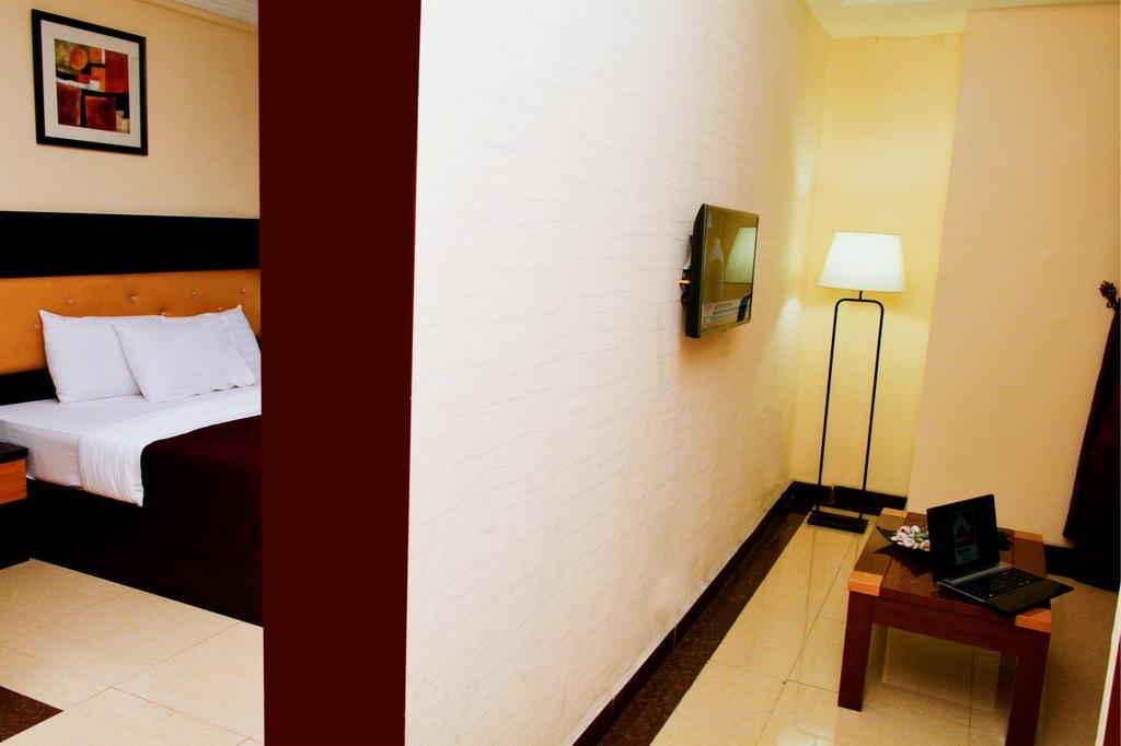 Sweet Spirit Hotel And Suites Danag - Порт-Харкурт Екстер'єр фото