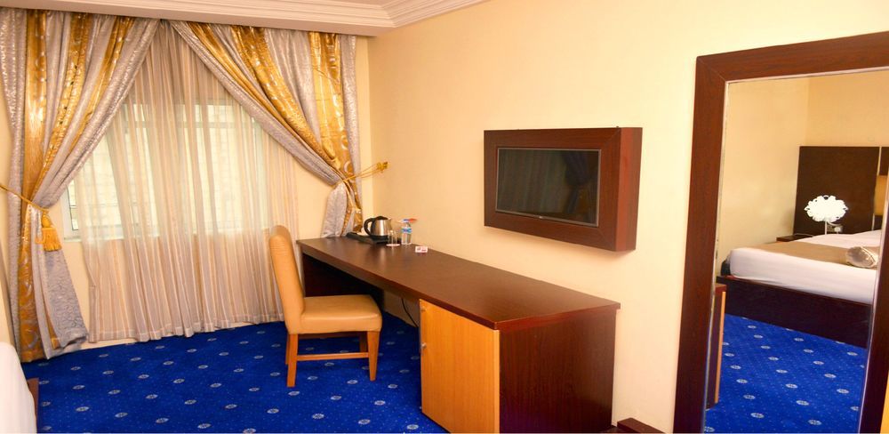 Sweet Spirit Hotel And Suites Danag - Порт-Харкурт Екстер'єр фото